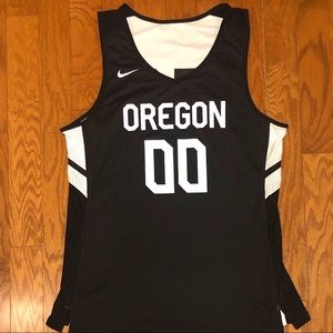 BNWT Nike Oregon Ducks Basketball Jersey sz L
